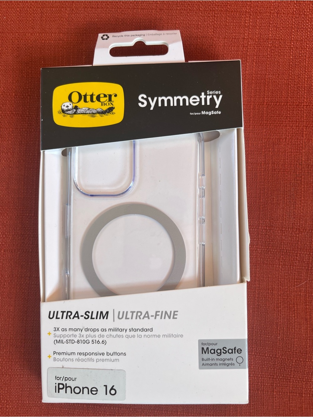 NIB OtterBox iPhone 16 Symmetry
Series Case with MagSafe - Clear